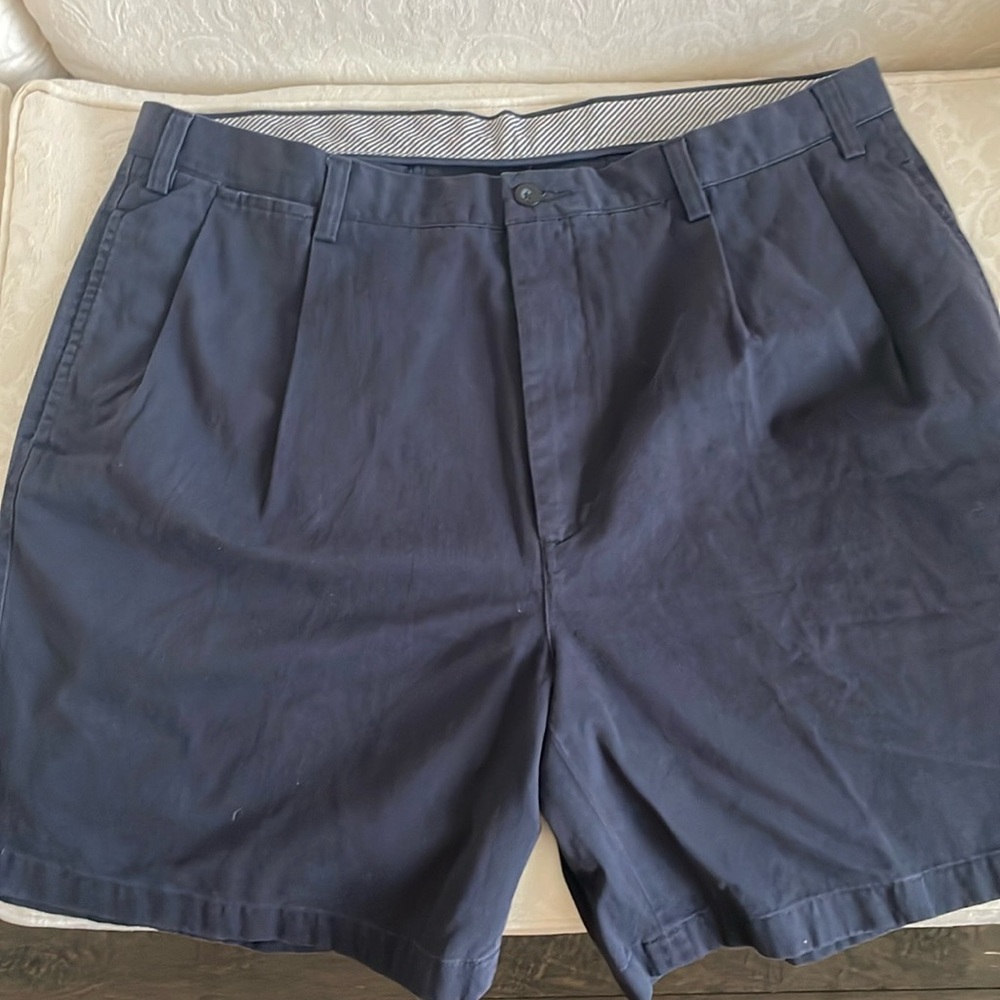 Nautica Navy Blue Men’s shorts size 40 W.